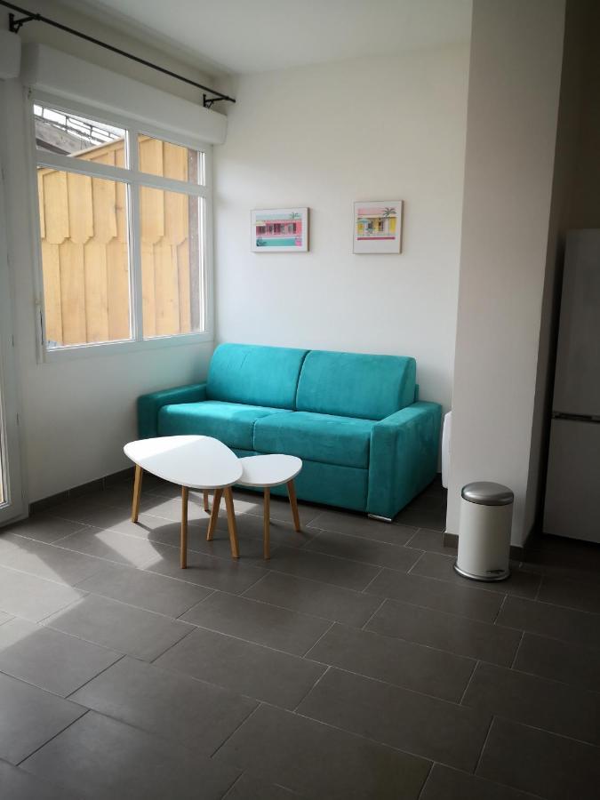 Studio En Plein Centre Ville A 8 Minutes De L'Ocean 르 포르게 외부 사진