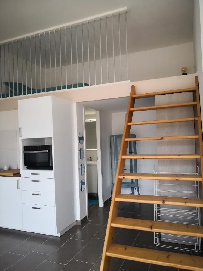 Studio En Plein Centre Ville A 8 Minutes De L'Ocean 르 포르게 외부 사진